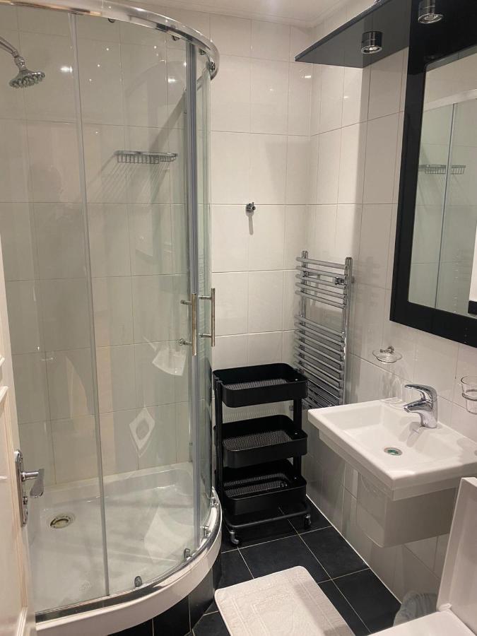 Cozy Two Bedroom Flat In The Heart Of London Exteriör bild